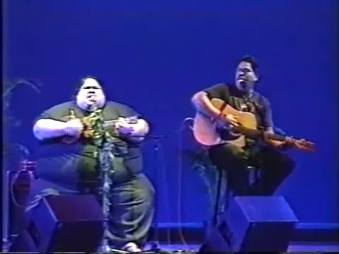 Israel "IZ" Kamakawiwoʻole - "Take Me Home Country Road" LIVE - 1997
