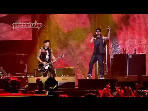 Good Charlotte "The Anthem" Live at Java Rockingland 2011