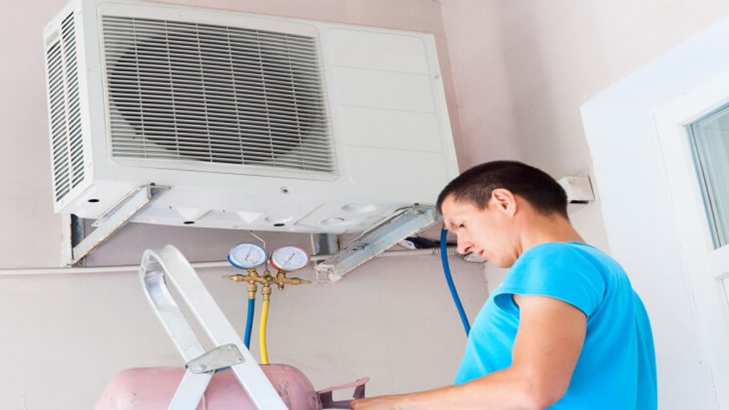 Guide to Identifying Freon Leak Odor (2023)