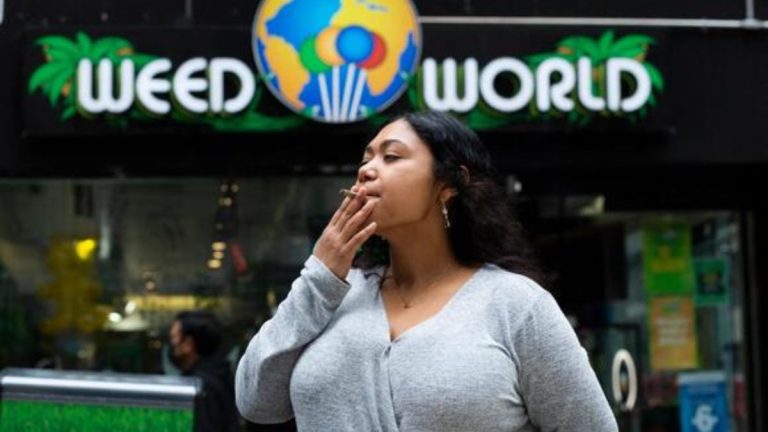 New Yorkers openly smoking marijuana in various public places including Saks, Subway, and US Open