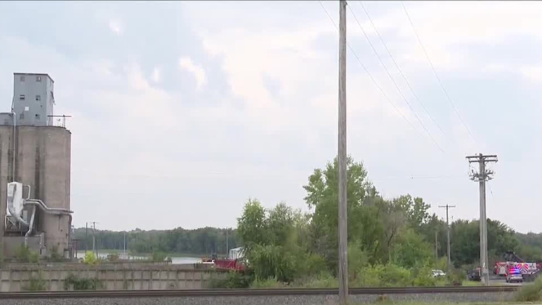Fatal truck accident near Buffalo grain terminal claims man’s life