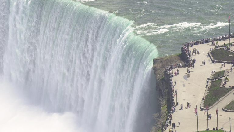 Man survives fall over Niagara Falls in a miraculous incident