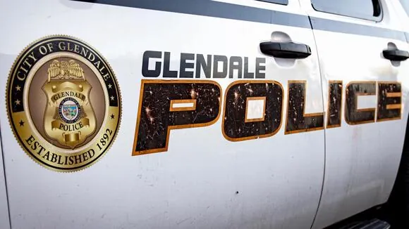 2 people fatally shot at bus stop in Glendale