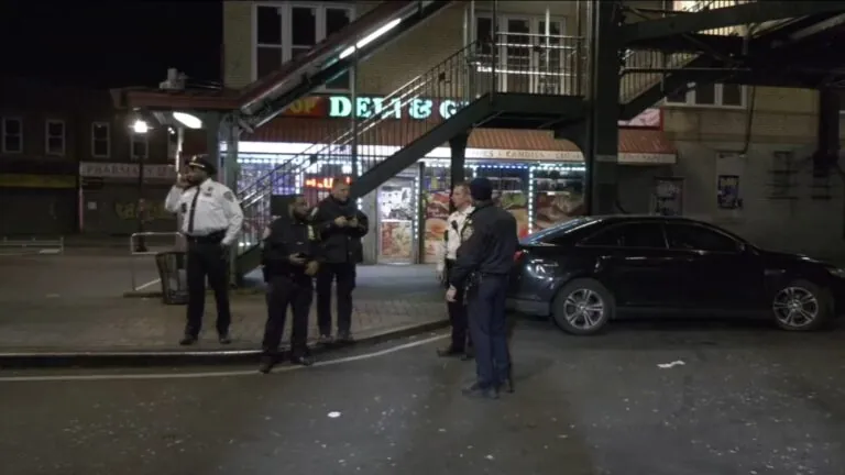 Brooklyn stabbing incident leads to arrest of 27-year-old man, leaving 3 injured
