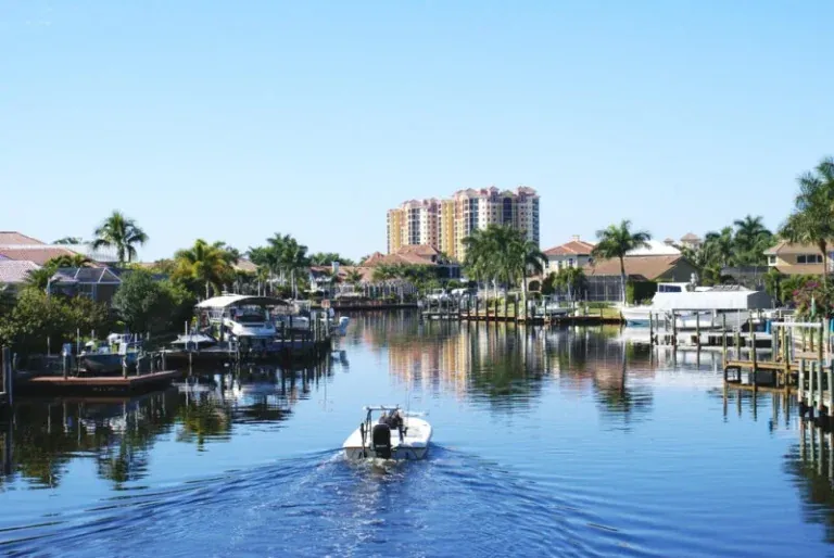 Does Cape Coral Offer a Desirable Living Experience? (The Pros & Cons)