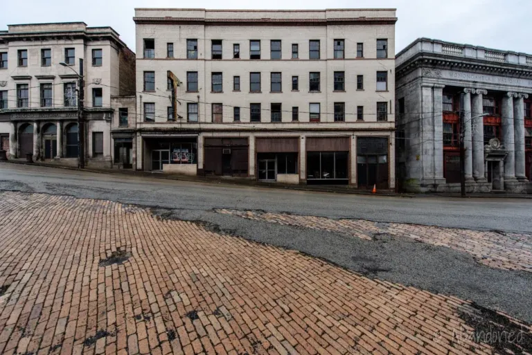 The abandoned Monogahela Hotel in Pennsylvania once offered $4 per night for rooms