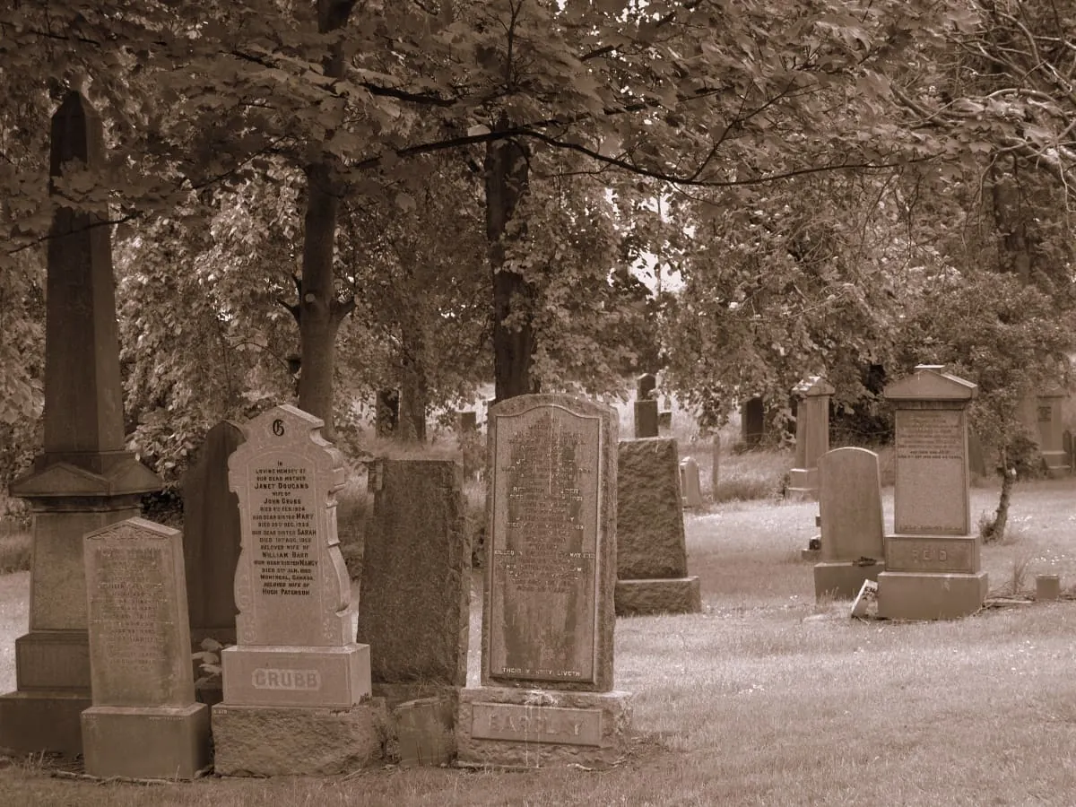 This Creepy Pennsylvania Abandoned Cemetery Will Give You Nightmares