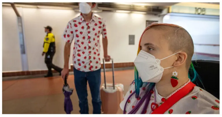 Mandatory indoor mask-wearing enforced by hospitals in multiple states